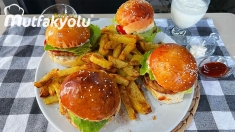 Evde Hamburger Nasıl Yapılır❓Muhteşem Hamburger Ekmeğiyle Tavuk Köfteli Hamburger Tarifi 🤩